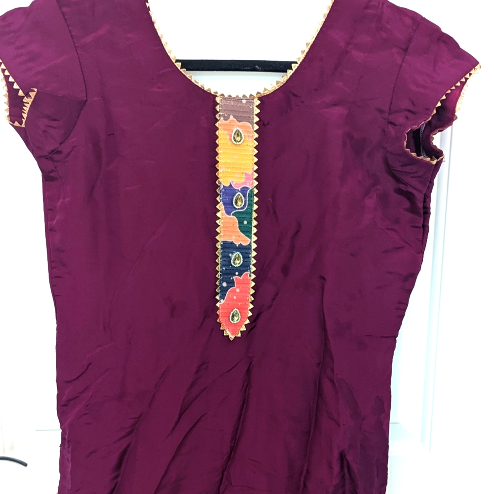 Indian 3 piece Patiala suit with dupatta.